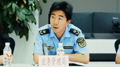 化工公司網(wǎng)站模板,化工公司網(wǎng)頁模板,響應(yīng)式模板,網(wǎng)站制作,網(wǎng)站建站 圖片